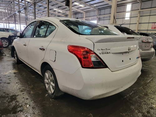 NISSAN VERSA