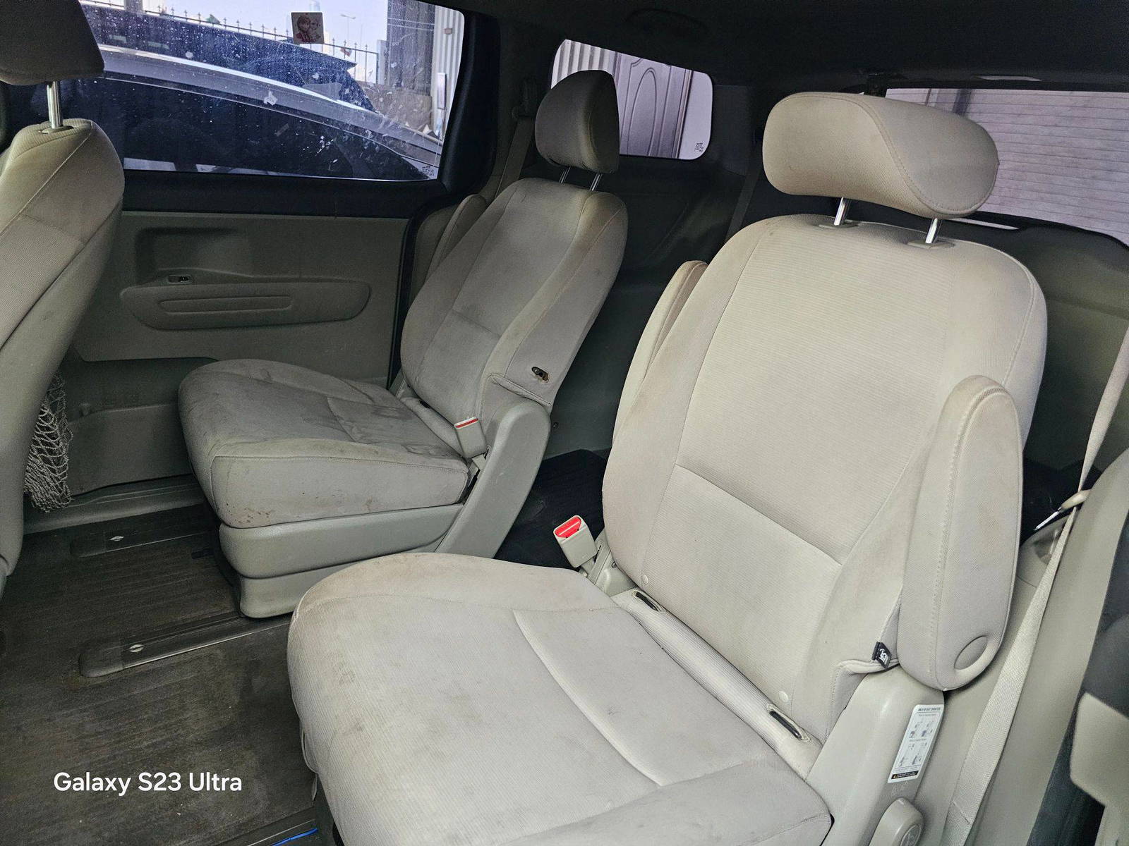 2015 KIA SEDONA — 136147 Miles — Lot 43295012 — Main - Marhaba Auctions Used Cars - Image 9
