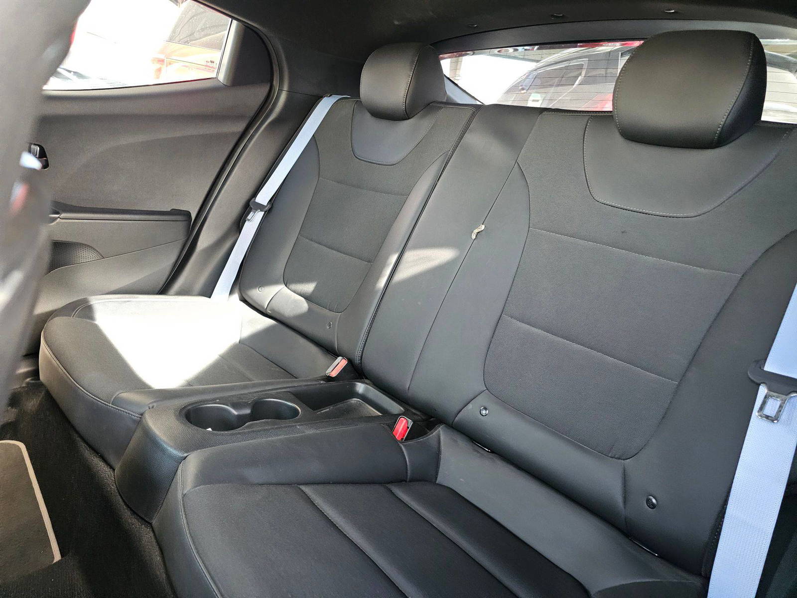 HYUNDAI VELOSTER 2022 - Marhaba Auction Used Cars - Image 8