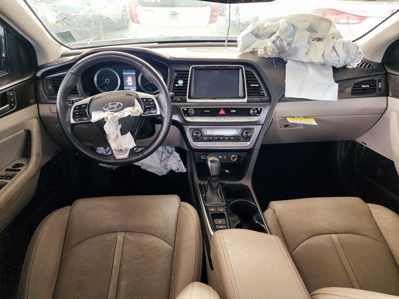 2019 HYUNDAI SONATA — 67588 Miles — Lot H759846 — Souq - Marhaba Auctions Used Cars - Image 7