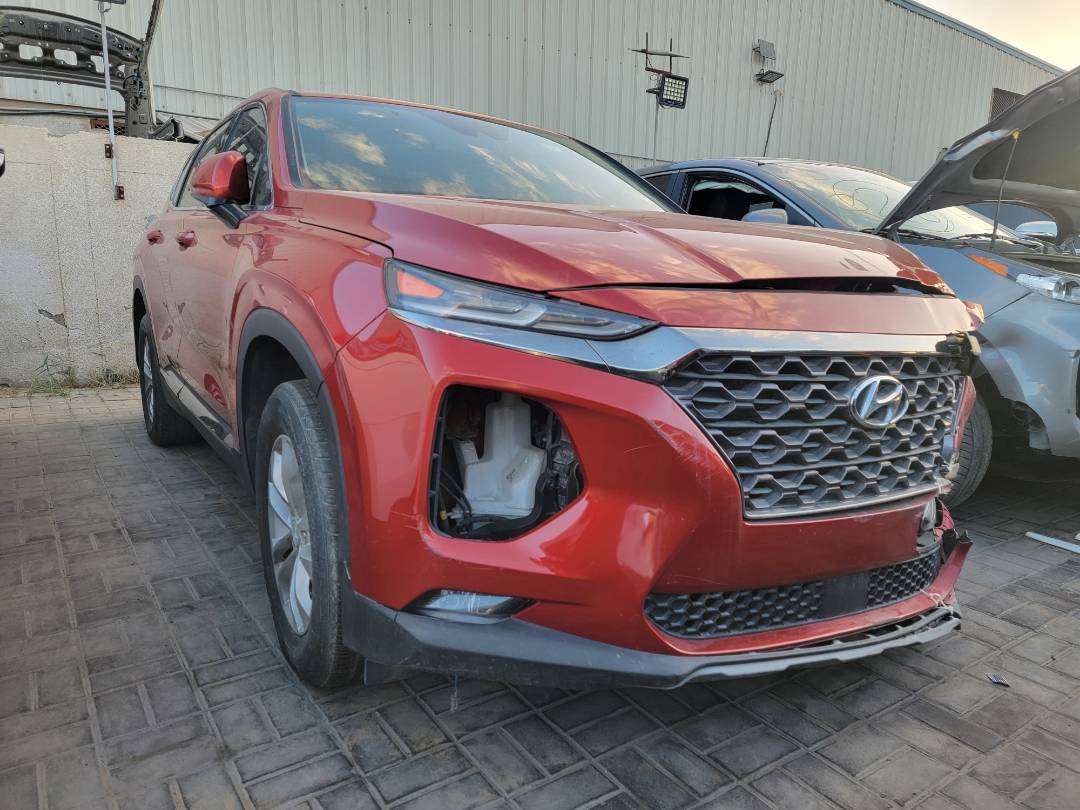 2019 HYUNDAI SANTA FE — 93320 Miles — Lot 008502 — Main - Marhaba Auctions Used Cars - Image 4
