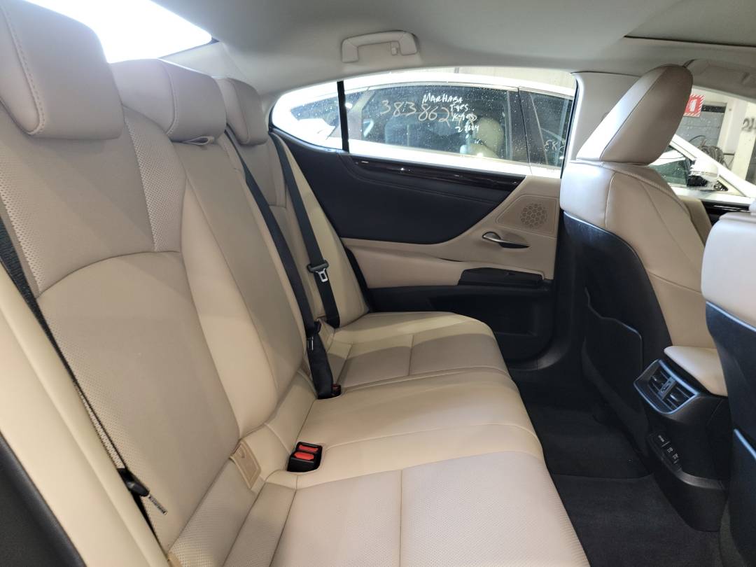 2021 LEXUS ES 300H — 46877 Miles — Lot U002673 — Main - Marhaba Auctions Used Cars - Image 5