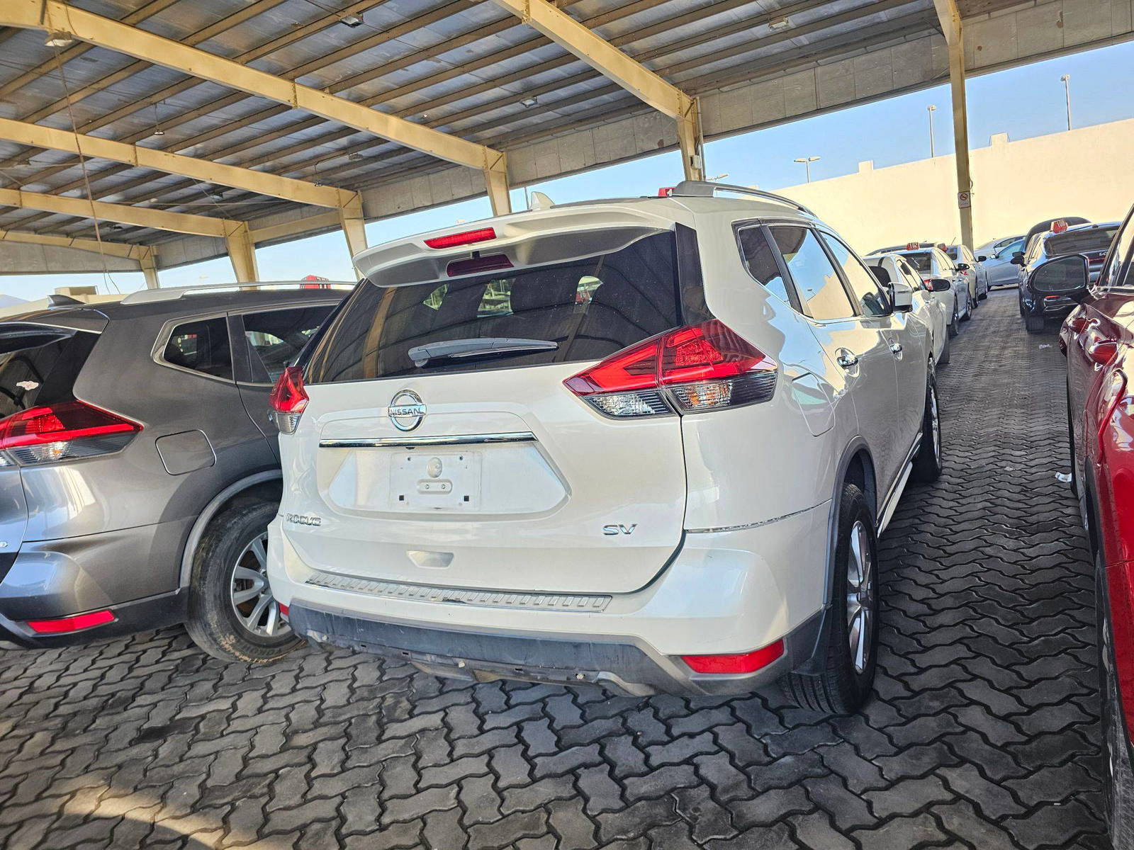 NISSAN ROGUE 2018 - Marhaba Auction Used Cars - Image 3