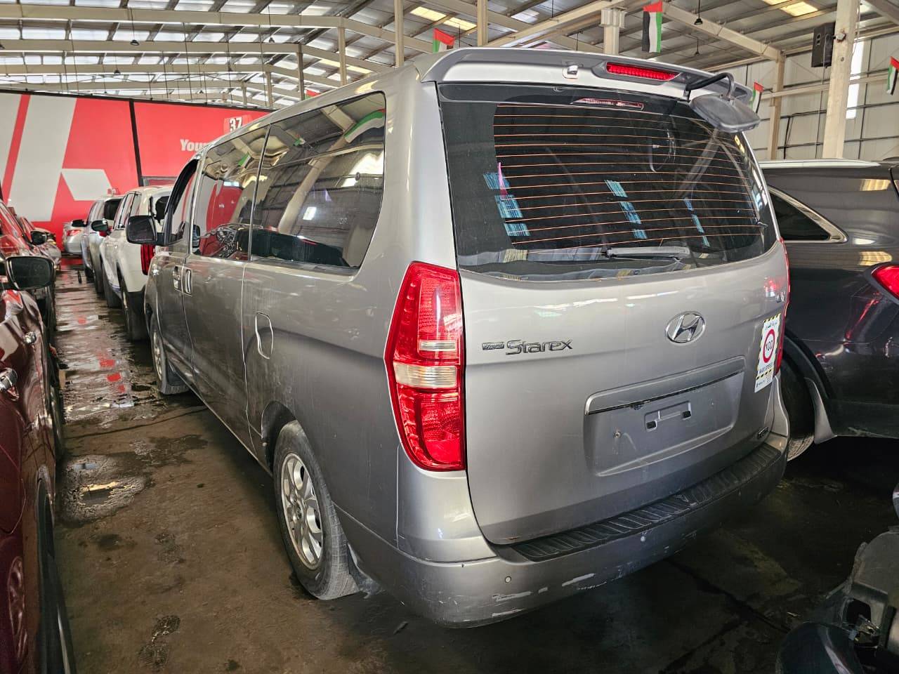 2012 HYUNDAI GRAND STAREX — 239886 KM — Lot 419224 — Main - Marhaba Auctions Used Cars - Image 4