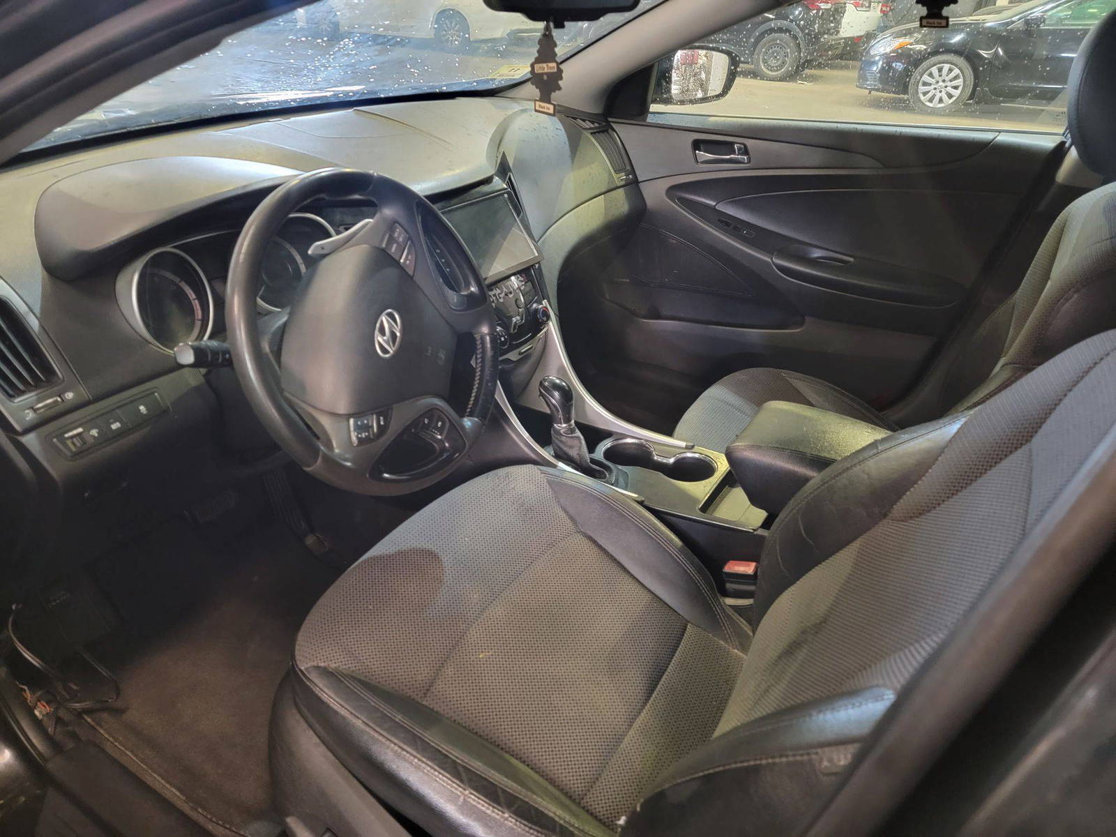 HYUNDAI SONATA 2011 - Marhaba Auction Used Cars - Image 8