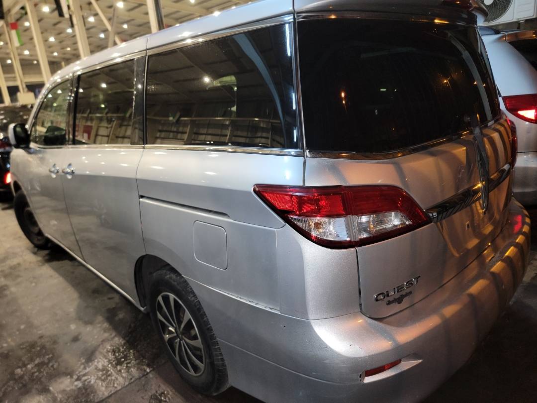 2011 NISSAN QUEST — 184803 Miles — Lot 37470073 - Marhaba Auctions Used Cars - Image 8