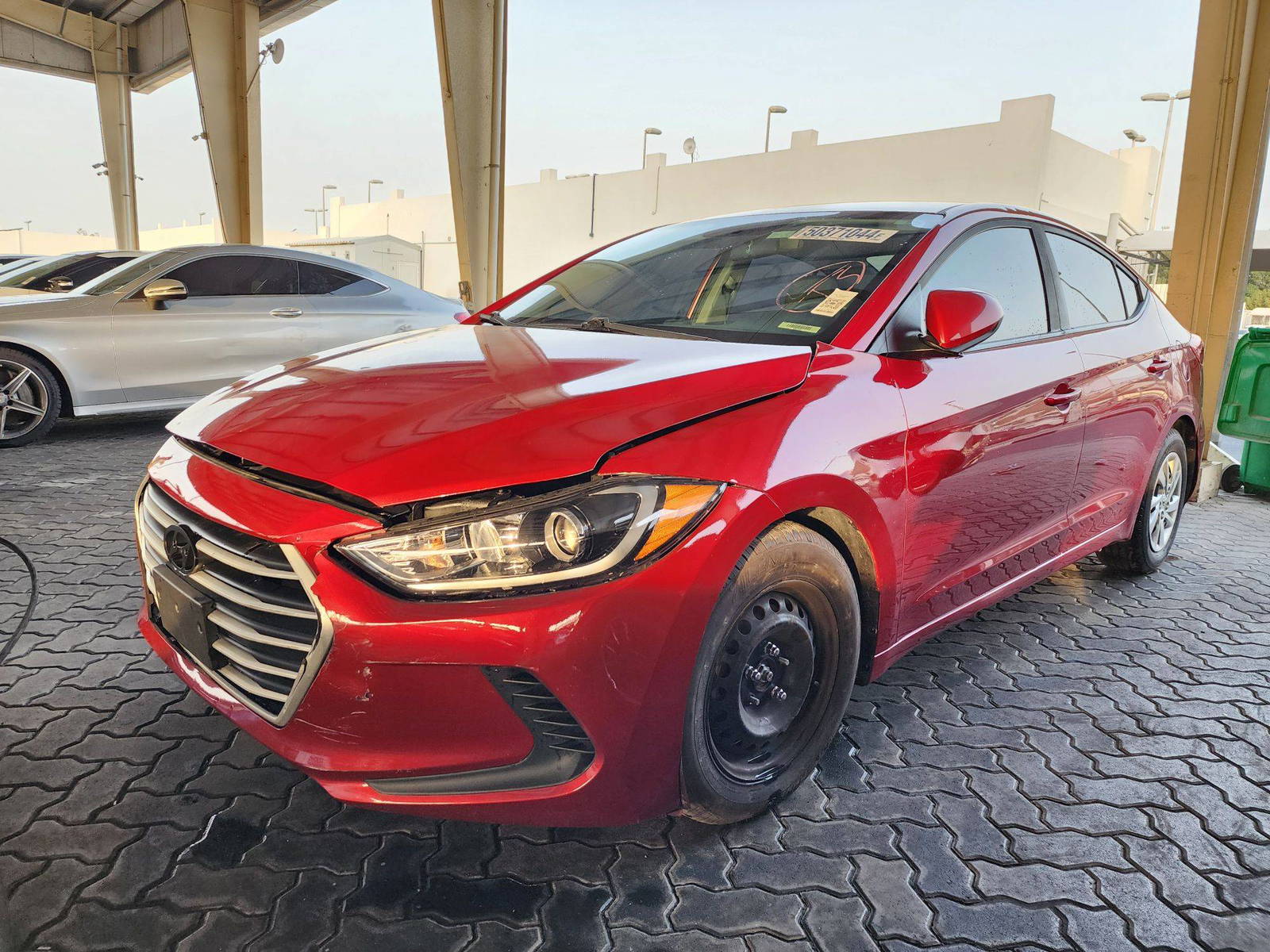 2017 HYUNDAI ELANTRA — 166536 Miles — Lot 50371044 — Souq - Marhaba Auctions Used Cars - Image 5