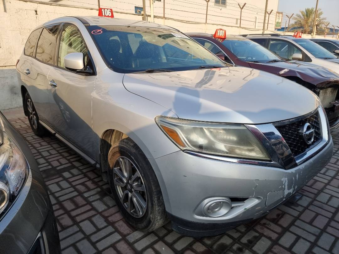 2013 NISSAN PATHFINDER — 172007 Miles — Lot 215487 — Main - Marhaba Auctions Used Cars - Image 3