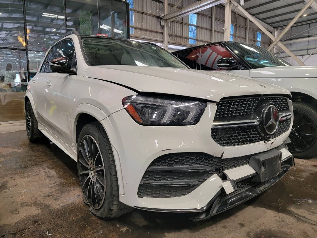 2022 MERCEDES BENZ GLE 450 4MATIC — 52808 Miles — Lot 706873 — Main - Marhaba Auctions Used Cars - Image 4