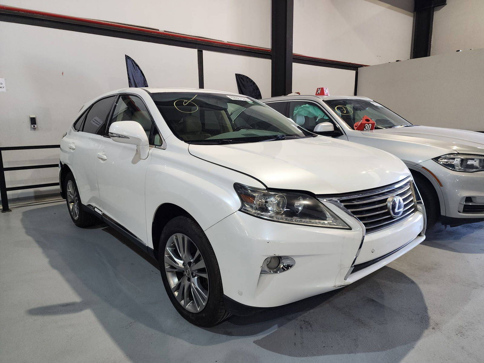 2013 LEXUS RX 450H — 191270 Miles — Lot 69927504 — Al Quoz - Marhaba Auctions Used Cars - Image 4