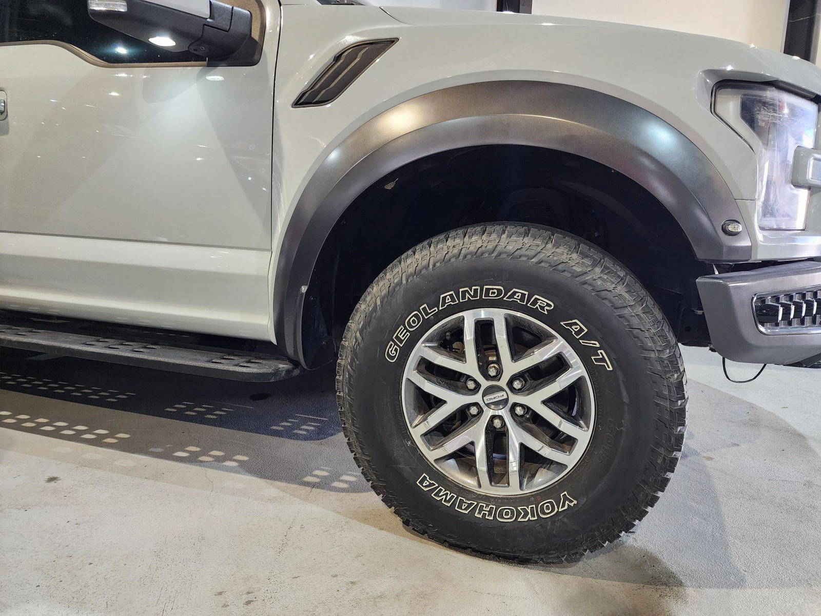 2017 FORD F150 - Raptor — 98357 Miles — Lot 76328 — Main - Marhaba Auctions Used Cars - Image 15