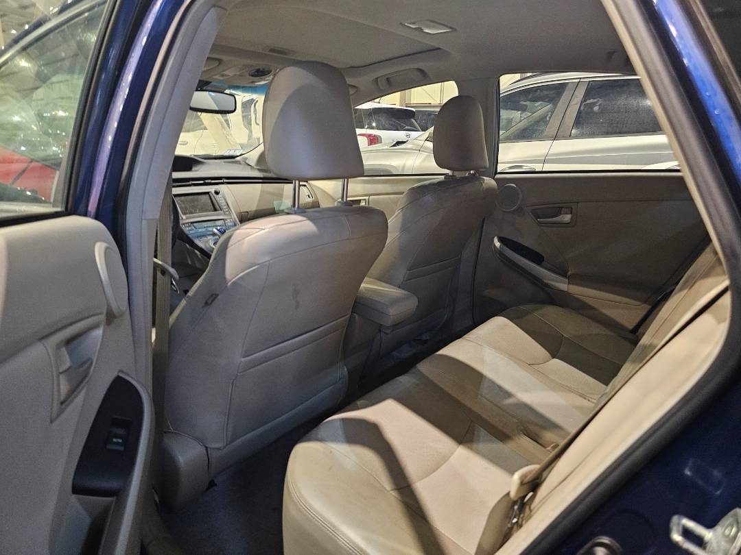 2010 TOYOTA PRIUS — 147754 Miles — Lot 42785813 — Souq - Marhaba Auctions Used Cars - Image 6