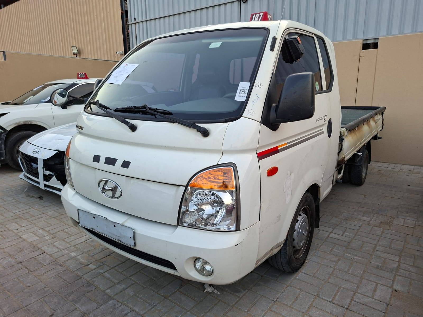 HYUNDAI PORTER 2 2012 - Marhaba Auction Used Cars - Image 3