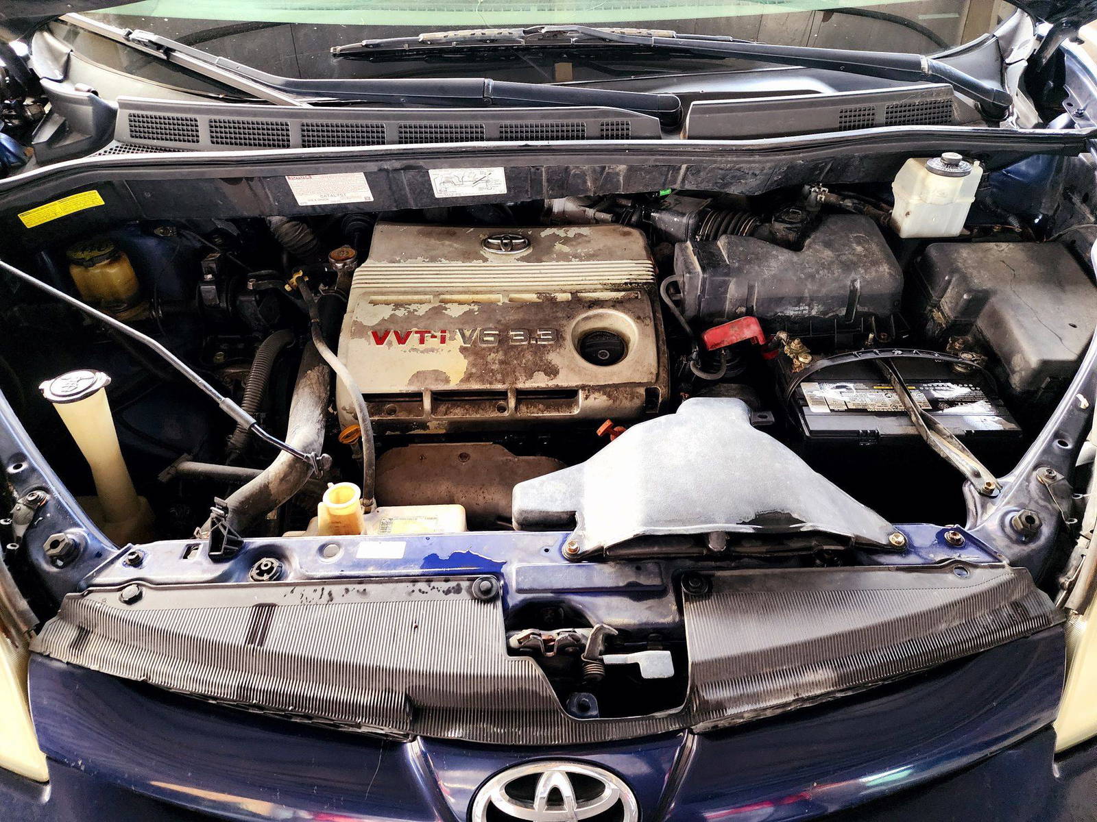 2006 TOYOTA SIENNA — 204212 Miles — Lot 40254616 — Souq - Marhaba Auctions Used Cars - Image 11