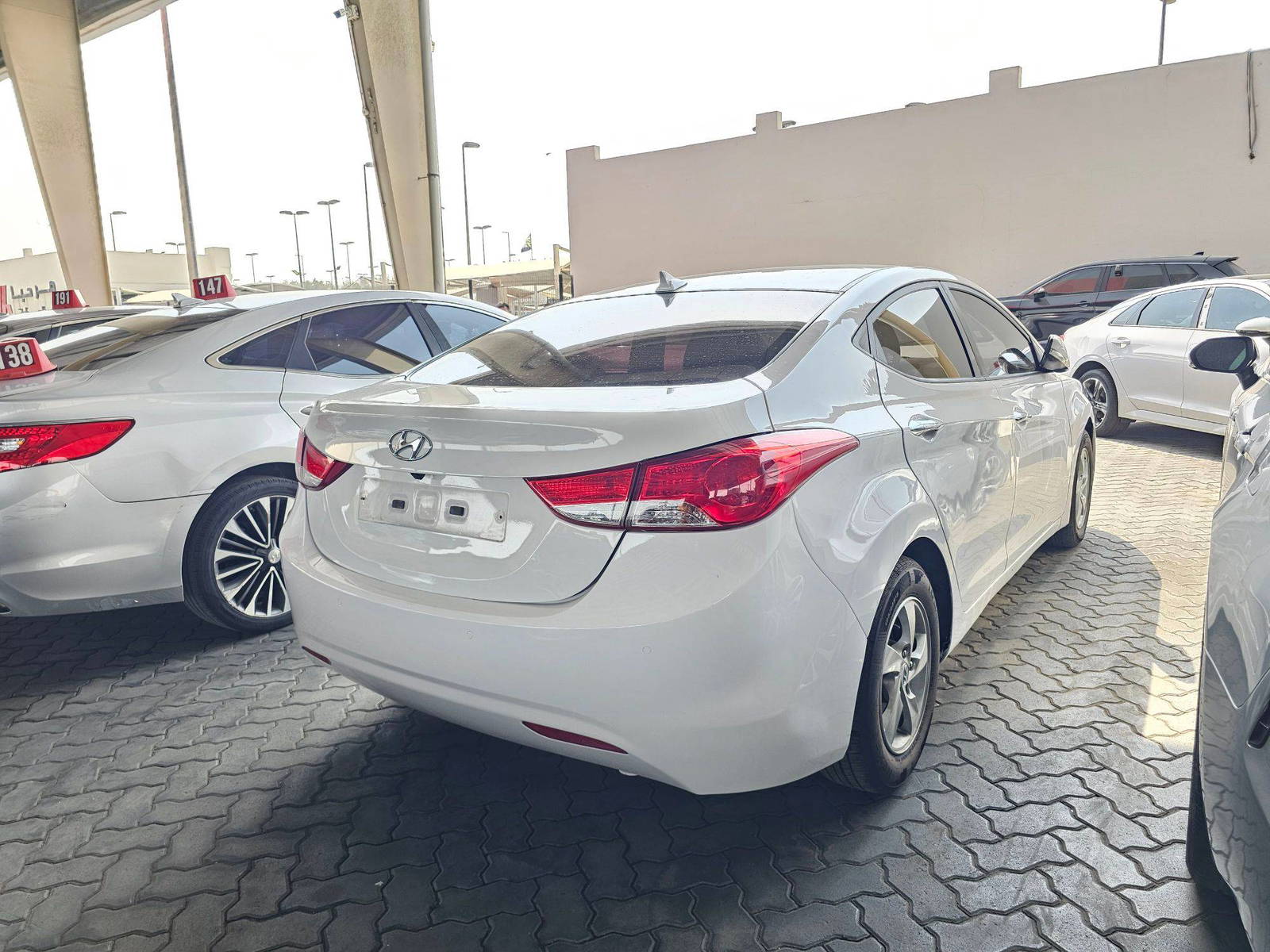 2013 HYUNDAI AVANTE — 170481 KM — Lot 682304 — Souq - Marhaba Auctions Used Cars - Image 3