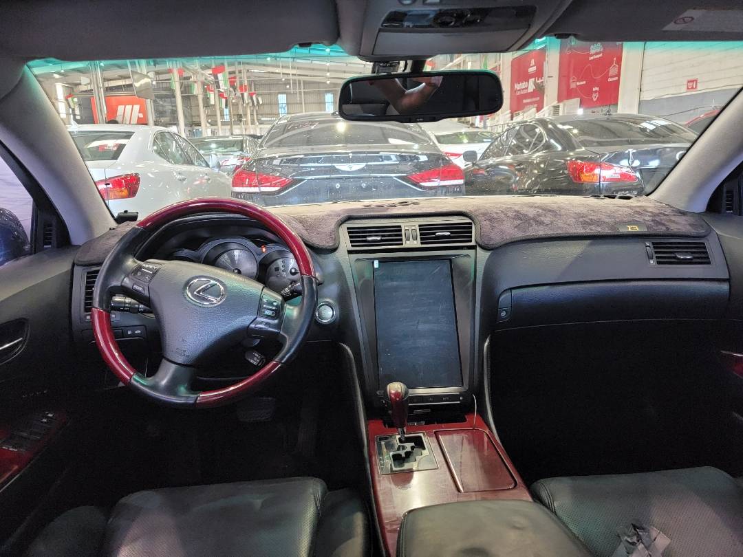 2006 LEXUS GS 350 — 175309 KM — Lot 70010770 — Main - Marhaba Auctions Used Cars - Image 8