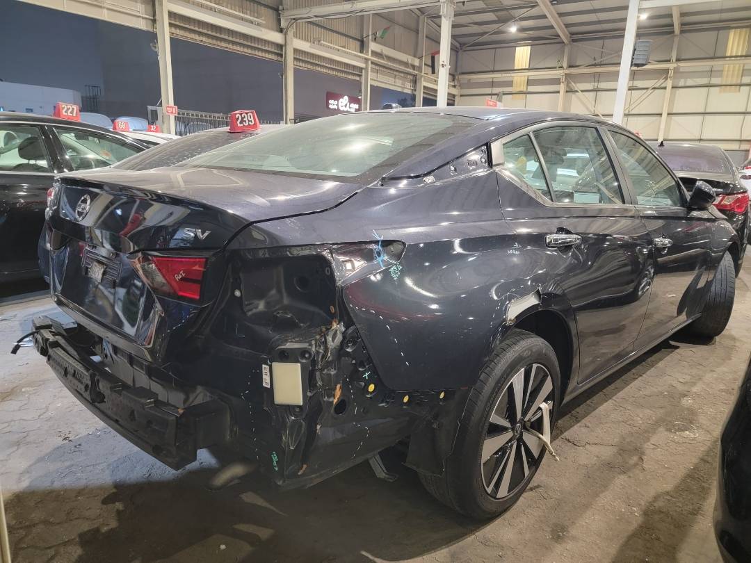 2022 NISSAN ALTIMA — 40893 Miles — Lot N403604 — Main - Marhaba Auctions Used Cars - Image 3