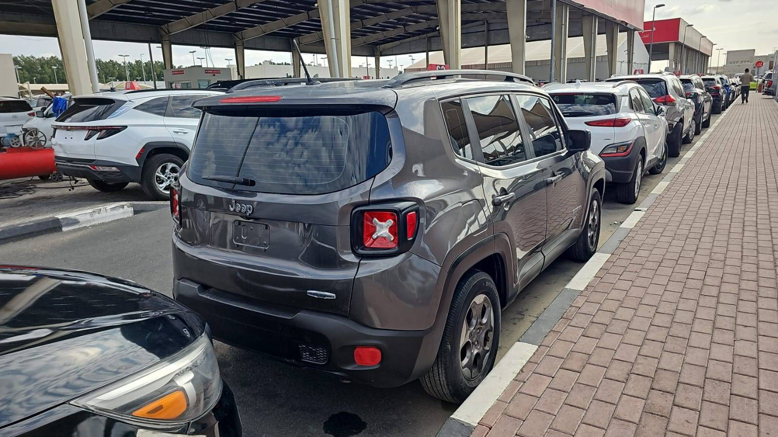 JEEP RENEGADE LATITUDE 2018 - Marhaba Auction Used Cars - Image 9