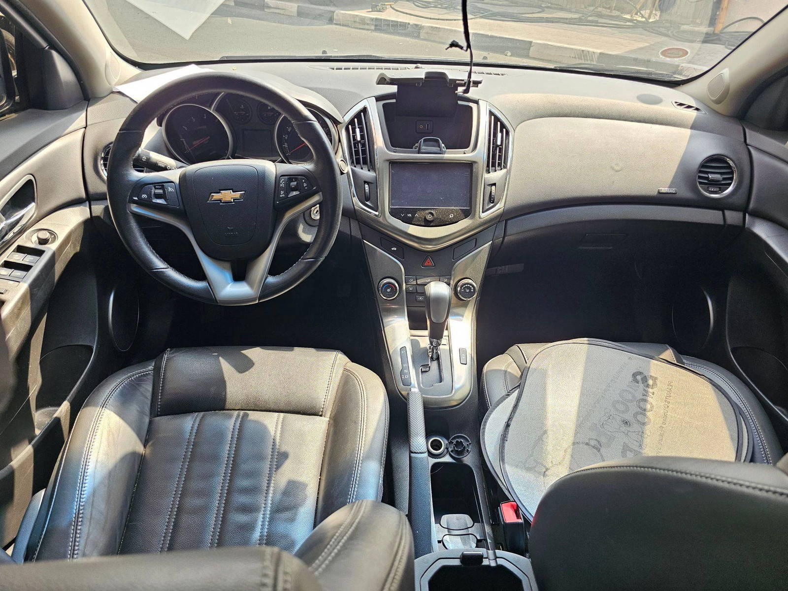 2015 CHEVROLET CRUIZE — 181519 KM — Lot 042453 — Main - Marhaba Auctions Used Cars - Image 7