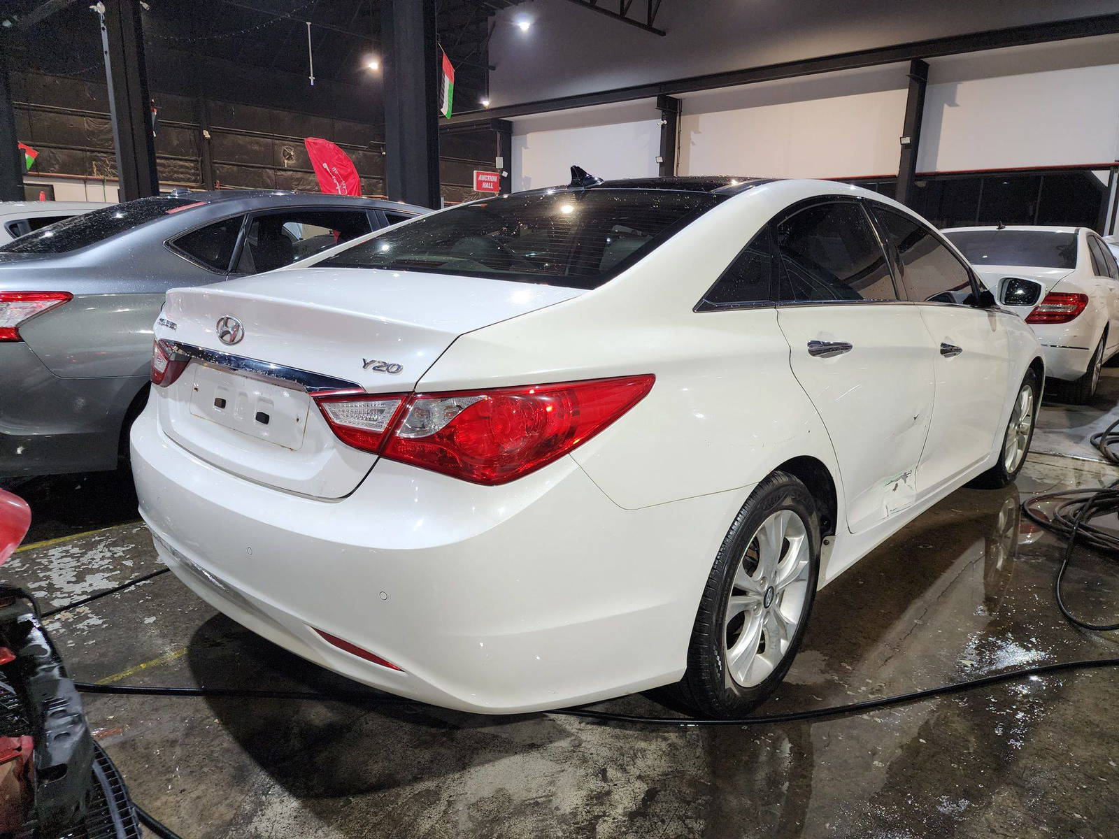 2010 HYUNDAI SONATA — 190402 KM — Lot 053741 — Ind. 12 - Marhaba Auctions Used Cars - Image 4