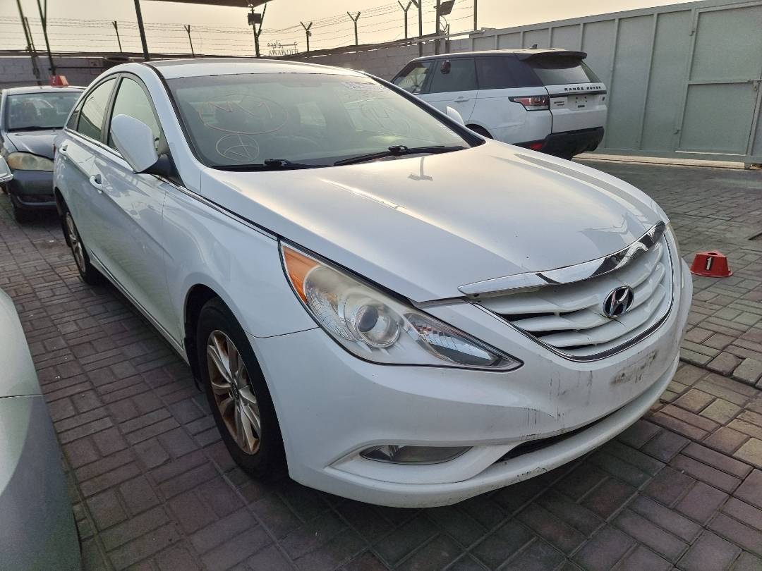 2013 HYUNDAI SONATA — 210936 Miles — Lot 214587 — Ind. 12 - Marhaba Auctions Used Cars - Image 3
