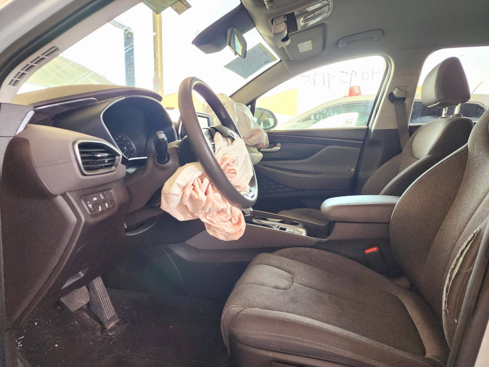 HYUNDAI SANTA FE 2019 - Marhaba Auction Used Cars - Image 8