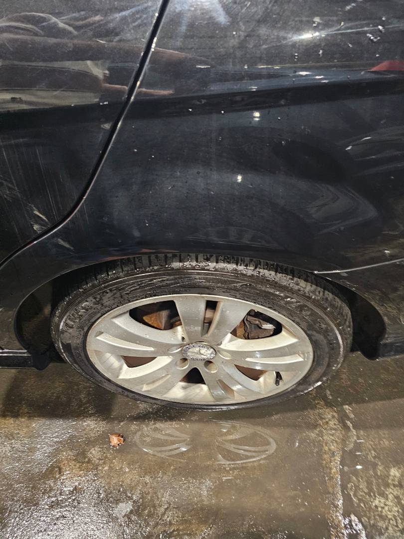 2010 MERCEDES BENZ C200 — 204377 KM — Lot A403323 — Souq - Marhaba Auctions Used Cars - Image 6