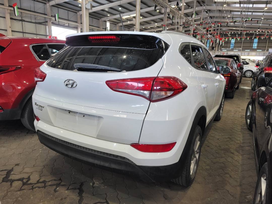 2016 HYUNDAI TUCSON — 176393 Miles — Lot U071133 — Main - Marhaba Auctions Used Cars - Image 3