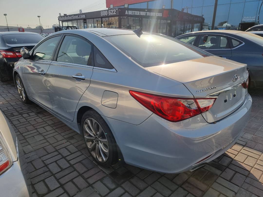 2012 HYUNDAI SONATA — 178905 Miles — Lot 215487 — Ind. 12 - Marhaba Auctions Used Cars - Image 5