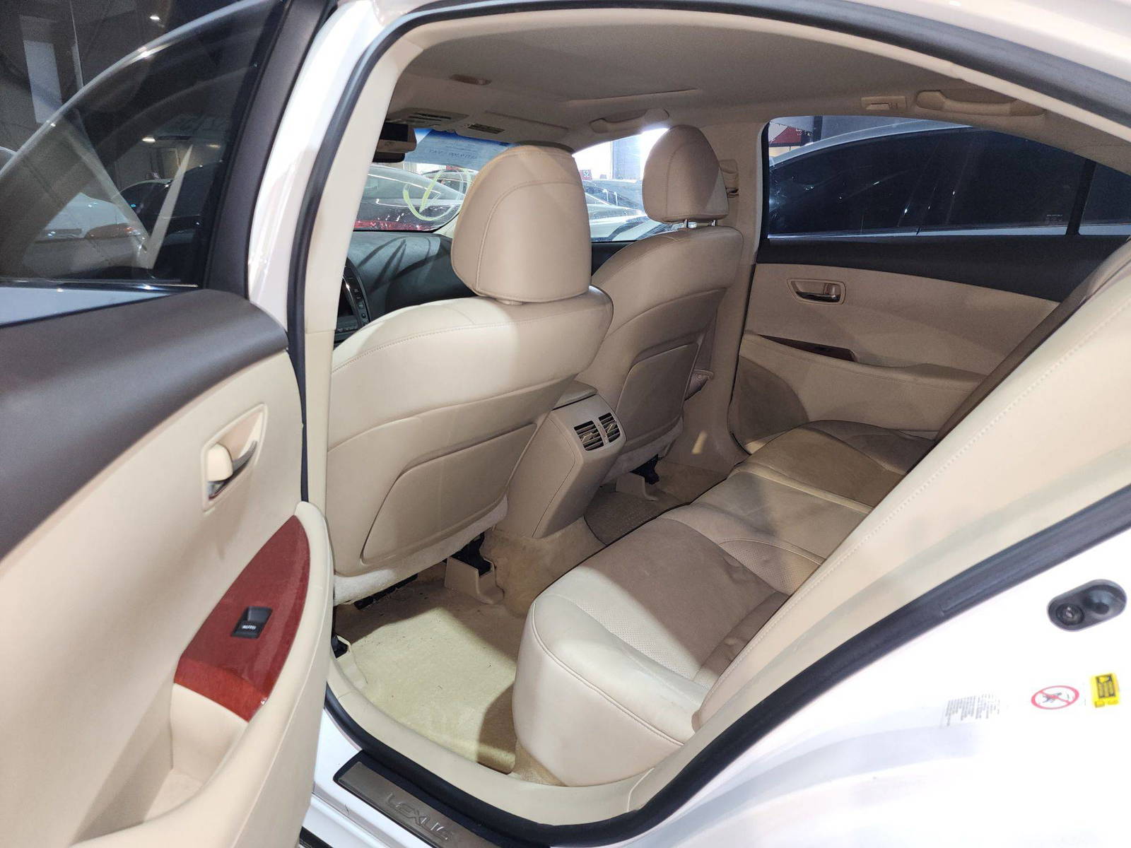 2009 LEXUS ES 350 — 172455 Miles — Lot 2310783 — Al Quoz - Marhaba Auctions Used Cars - Image 7