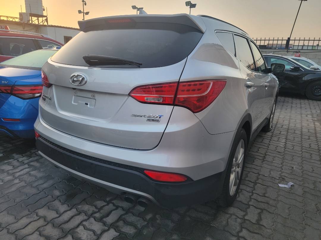 2016 HYUNDAI SANTA FE — 151080 Miles — Lot 357739 — Main - Marhaba Auctions Used Cars - Image 4