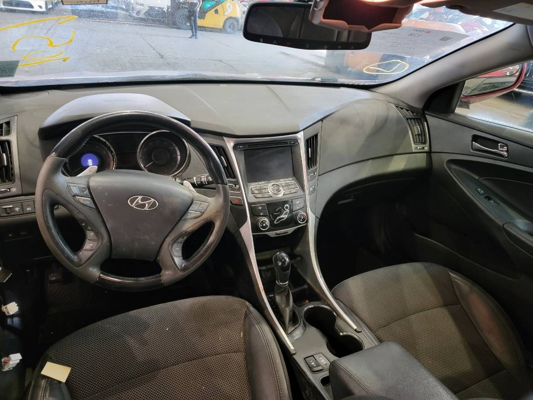 2013 HYUNDAI SONATA — 197033 Miles — Lot H611051 — Main - Marhaba Auctions Used Cars - Image 7