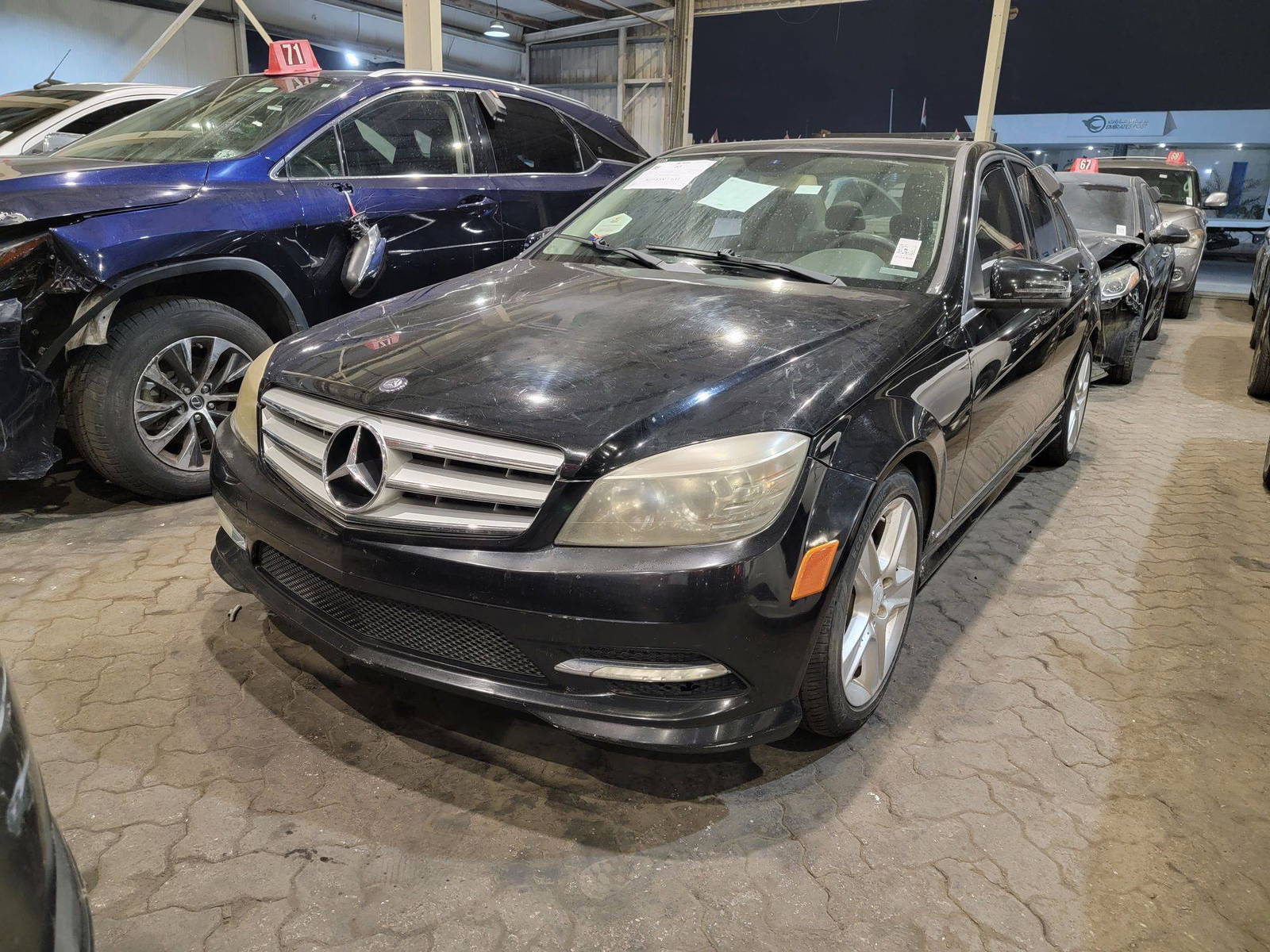 MERCEDES BENZ C300 2011 - Marhaba Auction Used Cars - Image 4