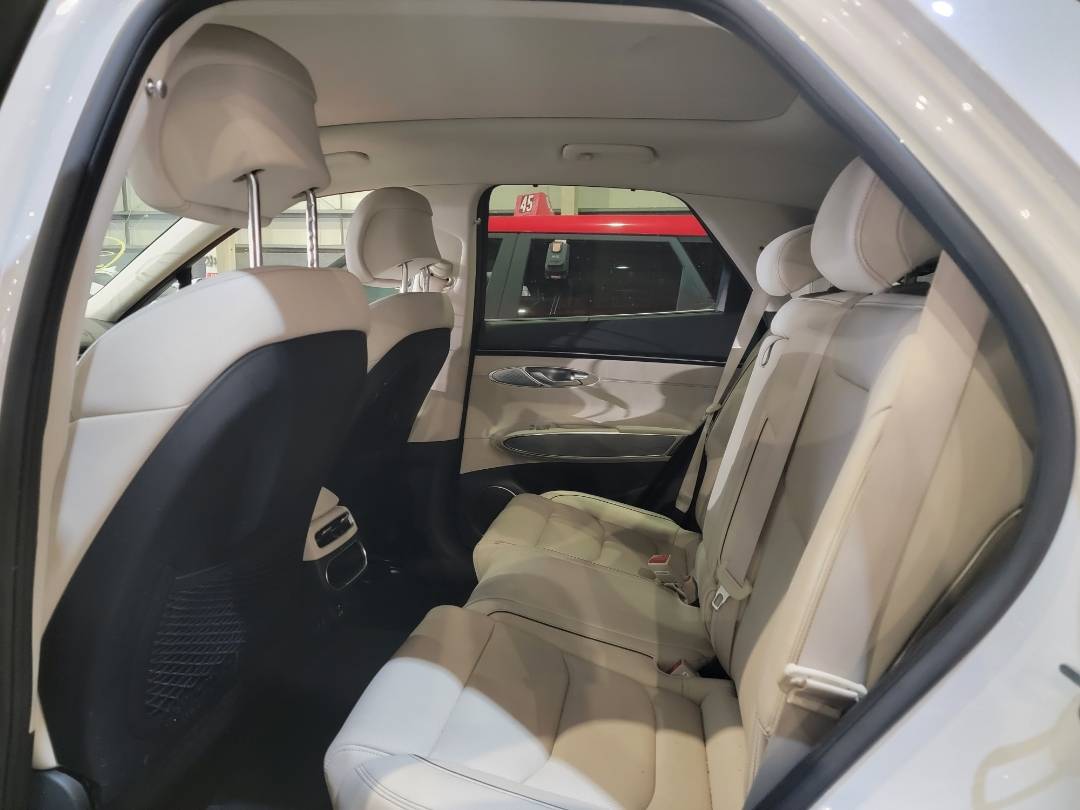 2022 GENESIS GV70 — 29555 Miles — Lot B8NU060947 — Main - Marhaba Auctions Used Cars - Image 7