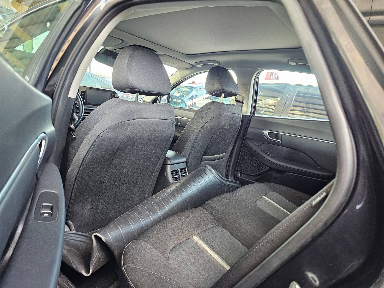 HYUNDAI SONATA 2021 - Marhaba Auction Used Cars - Image 8