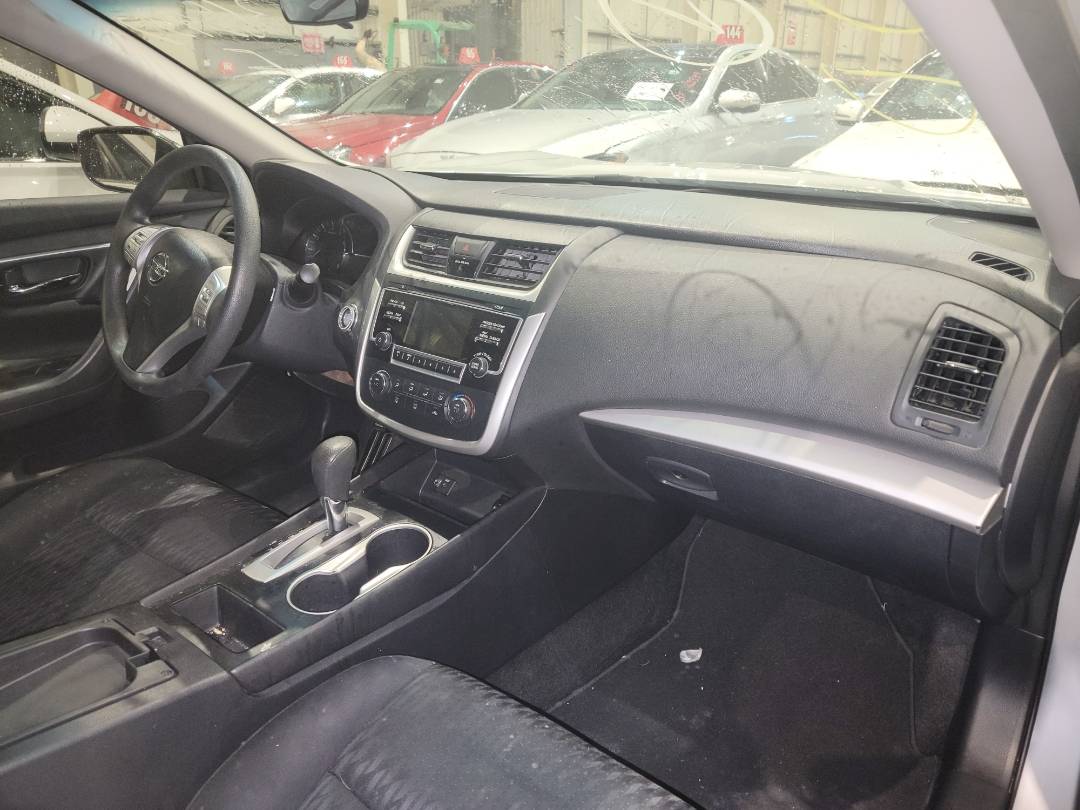 2017 NISSAN ALTIMA — 148394 Miles — Lot 70435013 - Marhaba Auctions Used Cars - Image 5