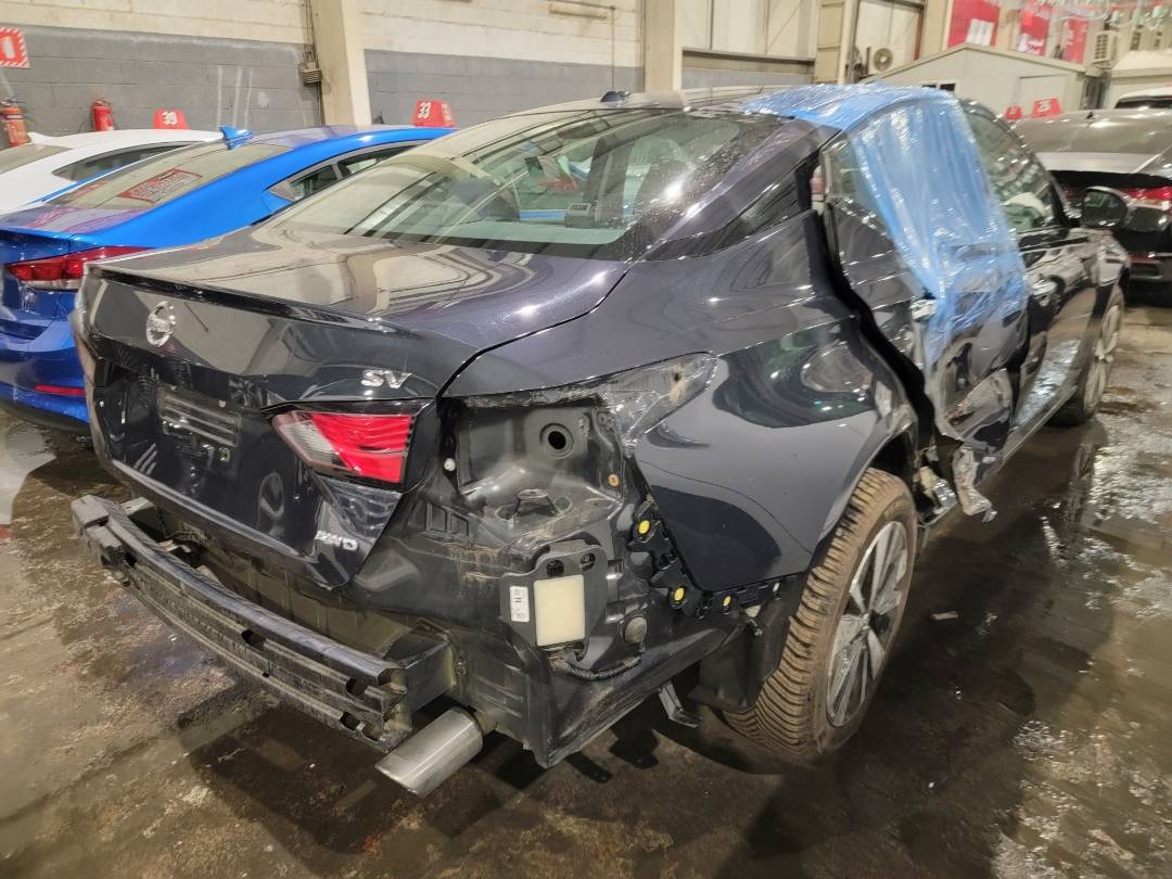 2019 NISSAN ALTIMA — 68487 Miles — Lot KC131312 — Main - Marhaba Auctions Used Cars - Image 3