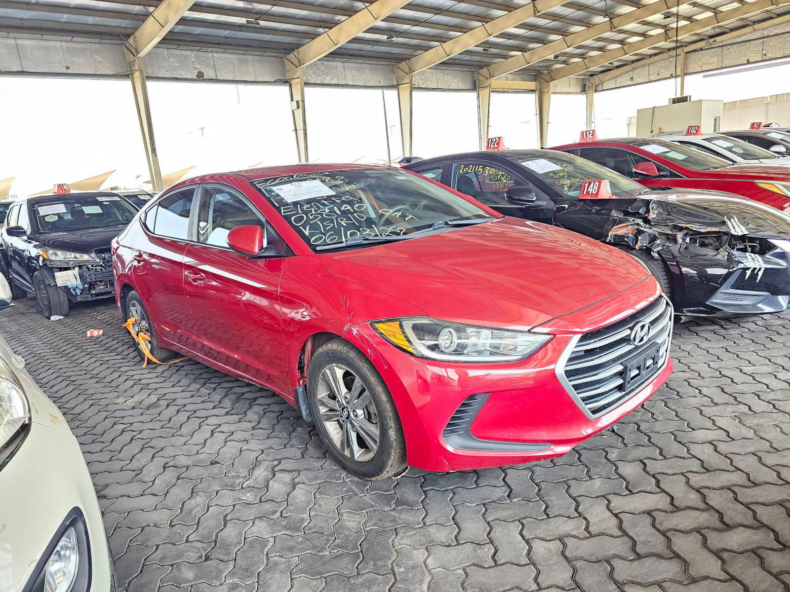 2017 HYUNDAI ELANTRA — 162035 KM — Lot 12326188 — Souq - Marhaba Auctions Used Cars - Image 3