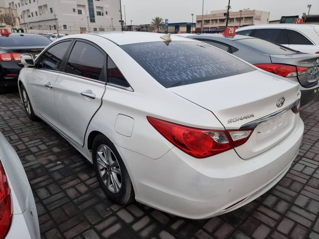 2012 HYUNDAI SONATA — 311927 KM — Lot 470978 — Ind. 12 - Marhaba Auctions Used Cars - Image 6