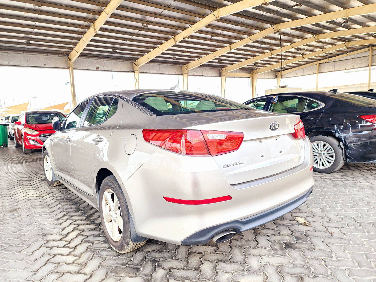 2015 KIA OPTIMA — 150425 Miles — Lot 40300577 — Souq - Marhaba Auctions Used Cars - Image 5
