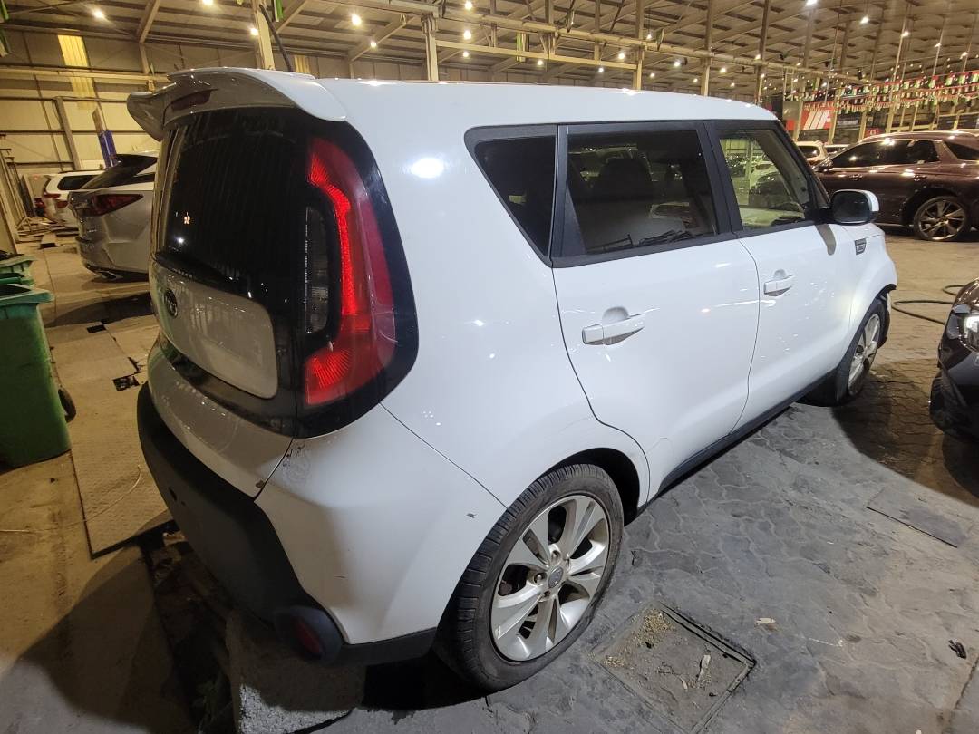 2015 KIA SOUL — 190328 Miles — Lot 6691064 — Main - Marhaba Auctions Used Cars - Image 4