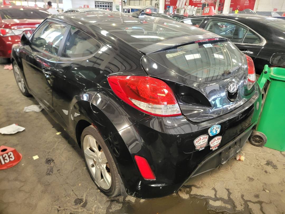 2013 HYUNDAI VELOSTER — 141103 Miles — Lot 086913 - Marhaba Auctions Used Cars - Image 3