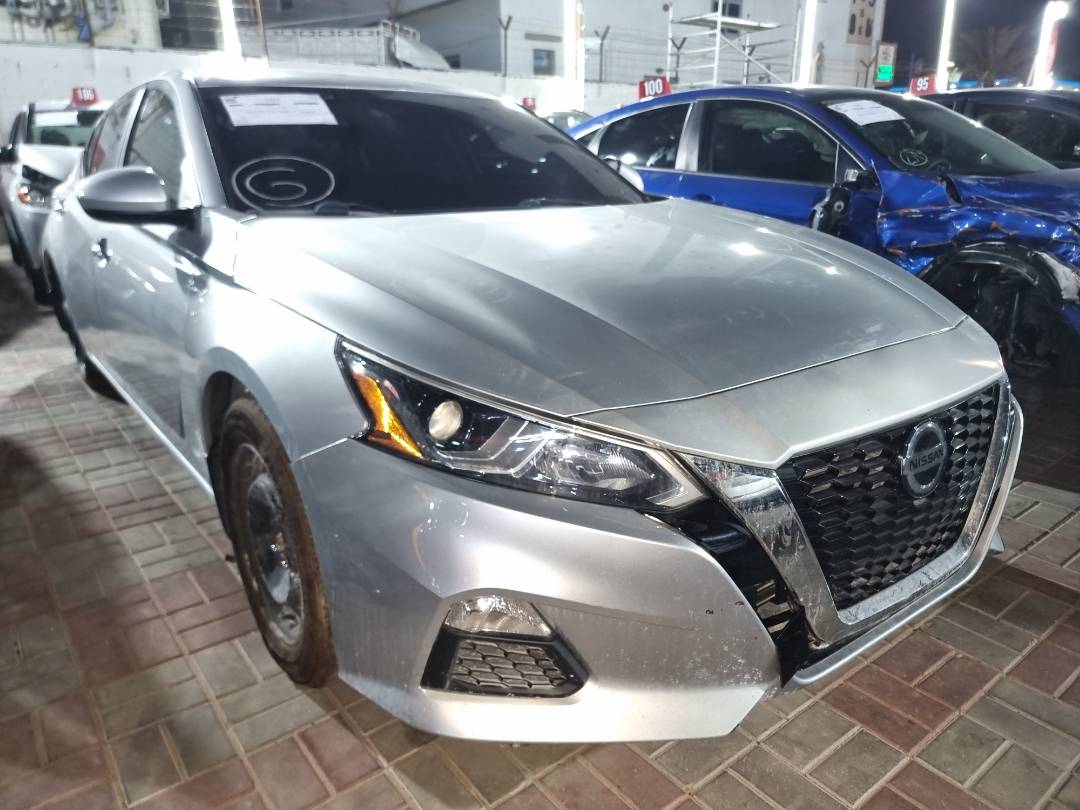2019 NISSAN ALTIMA — 90201 Miles — Lot 584565 - Marhaba Auctions Used Cars - Image 3