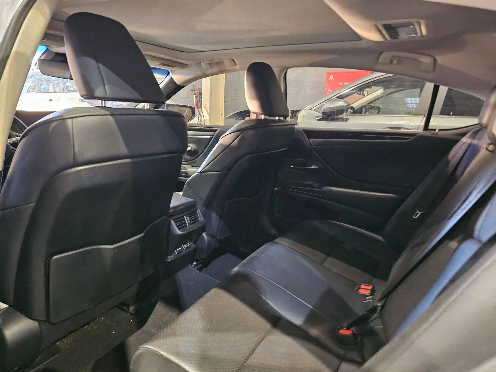 2019 LEXUS ES 350 — 113074 Miles — Lot 2002188 — Main - Marhaba Auctions Used Cars - Image 7