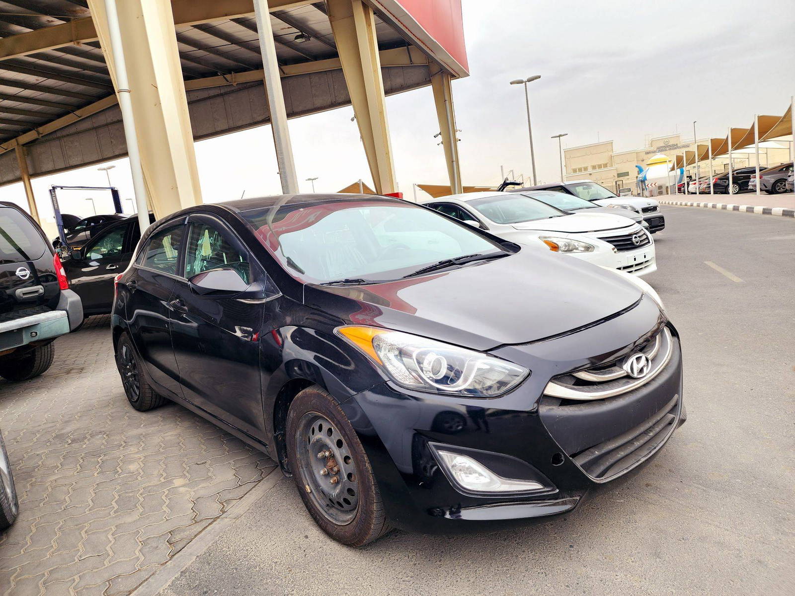 2013 HYUNDAI ELANTRA GT — 181021 Miles — Lot 8DU032508 — Souq - Marhaba Auctions Used Cars - Image 3