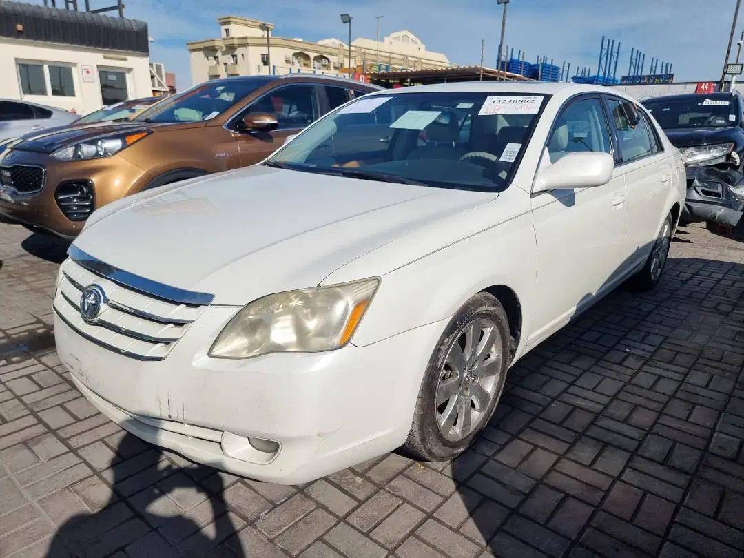 TOYOTA AVALON
