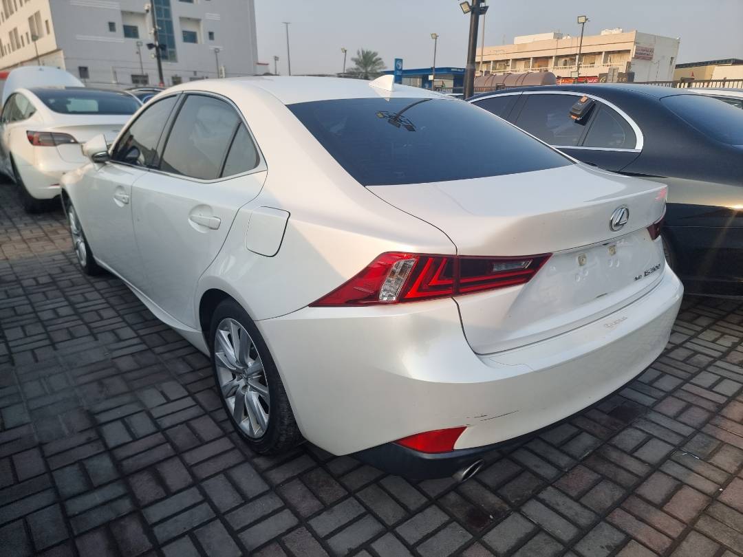 LEXUS IS 300 2016 - Marhaba Auction Used Cars - Image 5