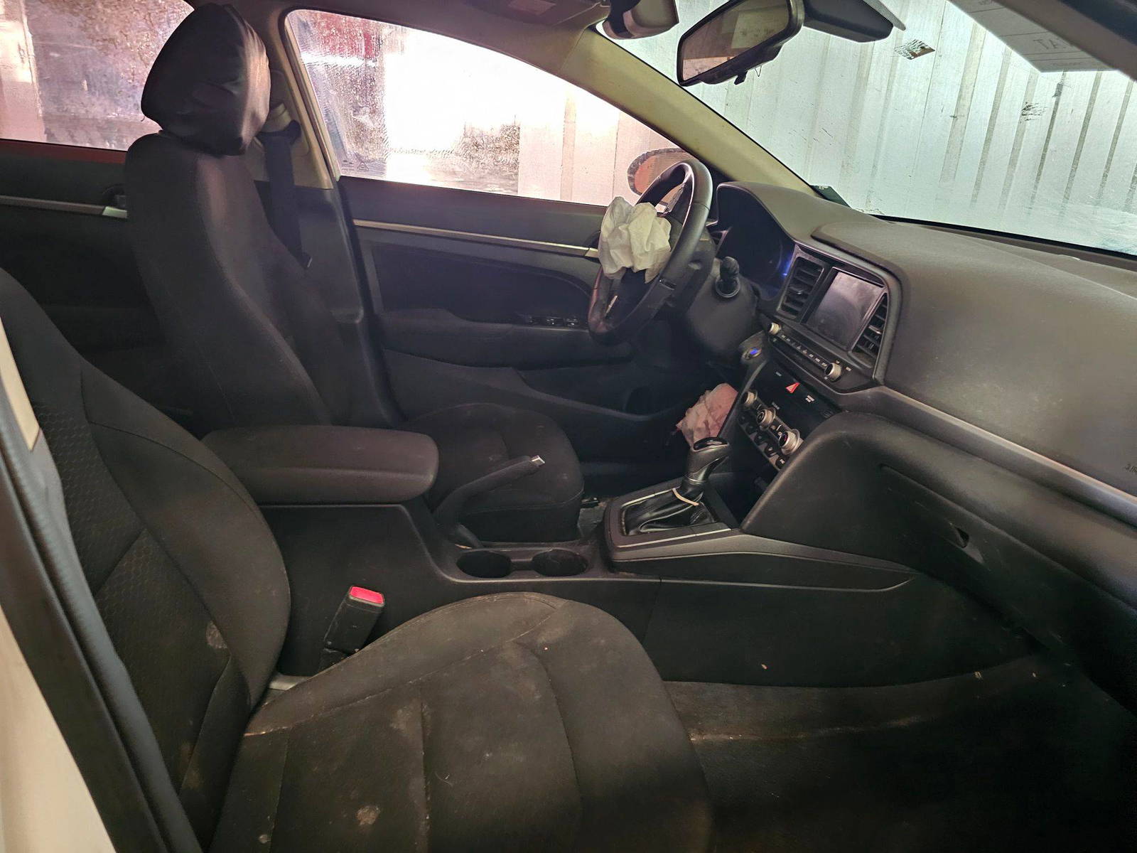 HYUNDAI ELANTRA 2019 - Marhaba Auction Used Cars - Image 9