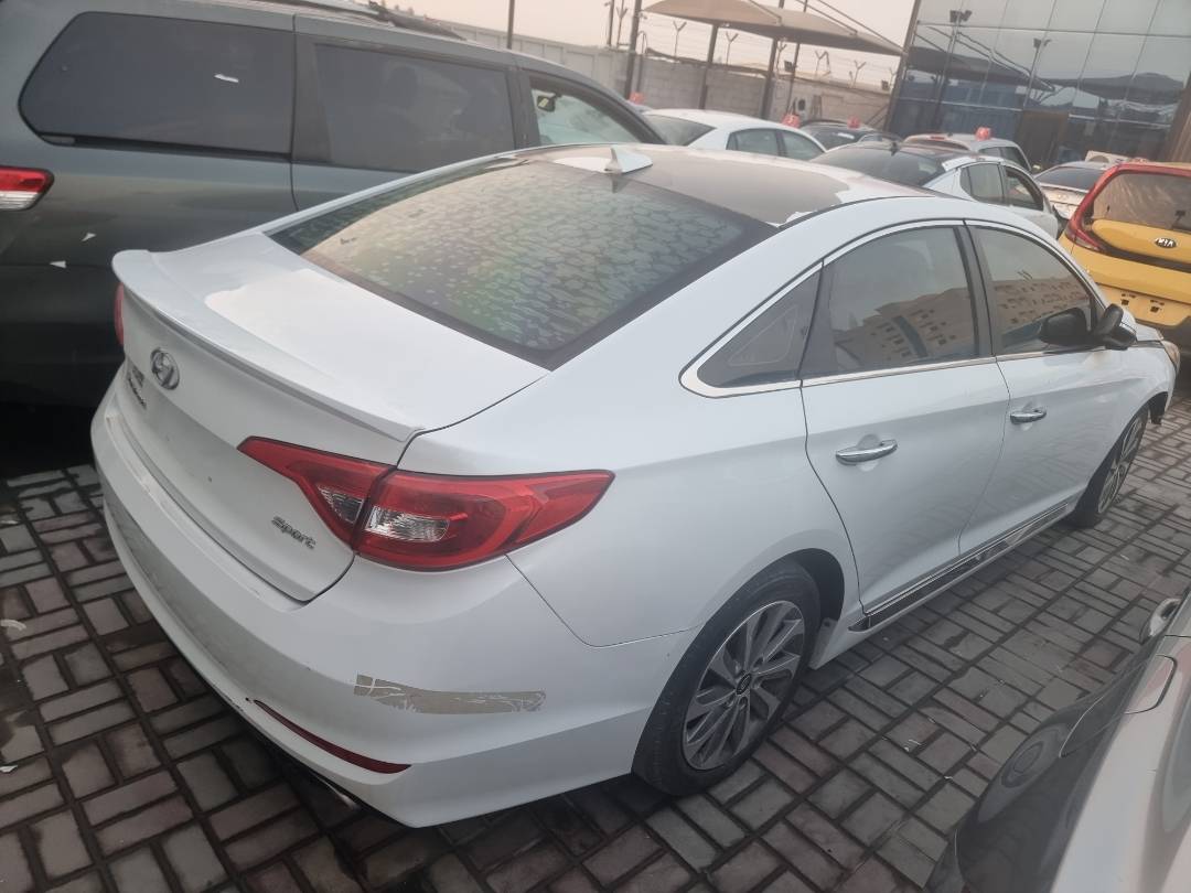 2016 HYUNDAI SONATA SPORT — 145338 Miles — Lot GH321469 — Ind. 12 - Marhaba Auctions Used Cars - Image 4