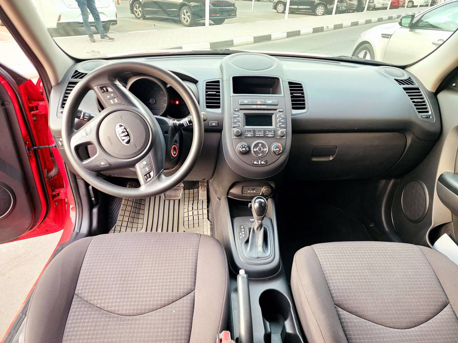 2013 KIA SOUL — 130659 Miles — Lot 7575344 — Souq - Marhaba Auctions Used Cars - Image 7